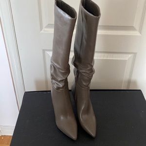 le chateau Taupe Pointed-Toe Knee Boots